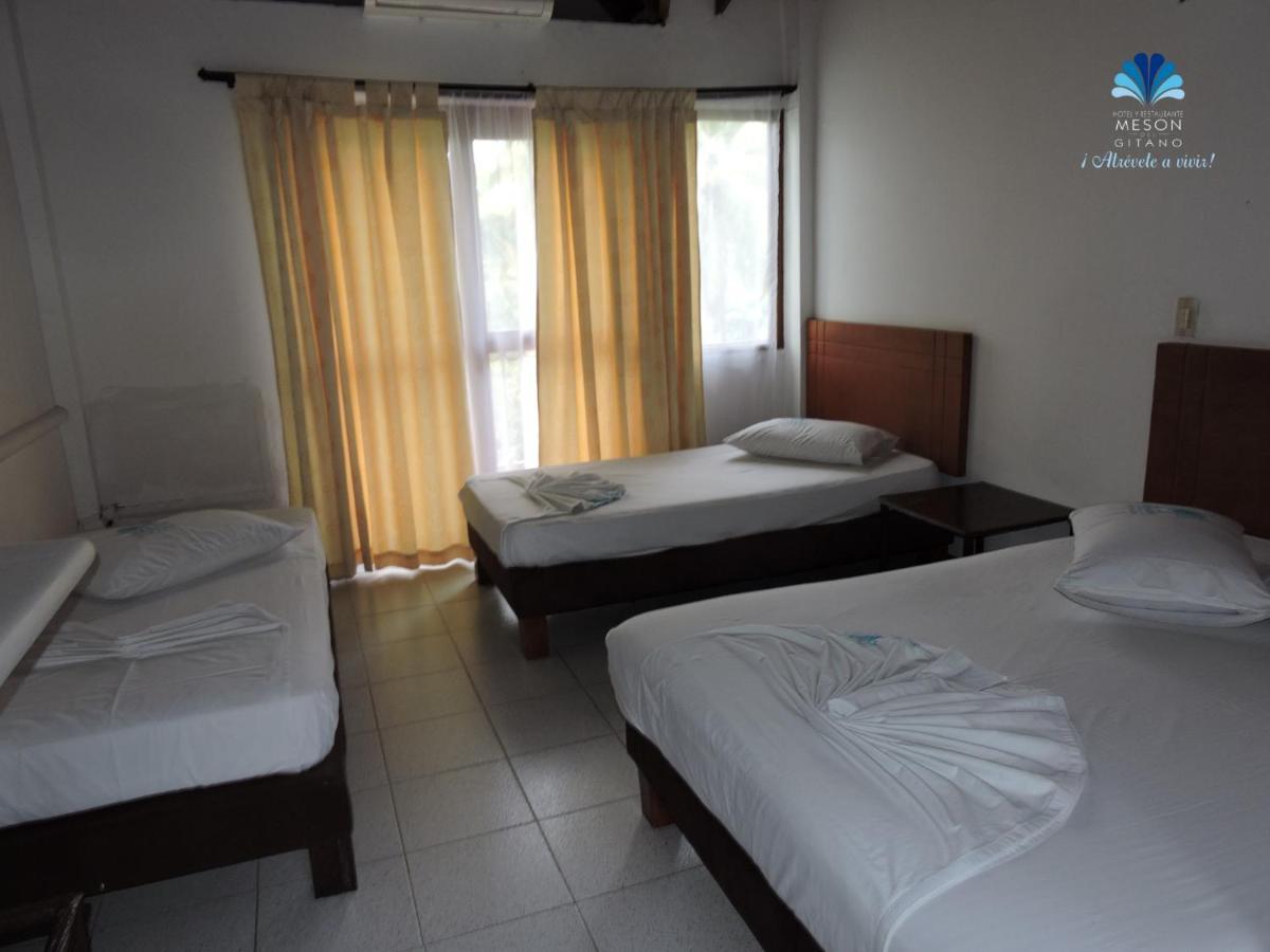 Hotel Y Restaurante Meson Del Gitano Caucasia Kamer foto